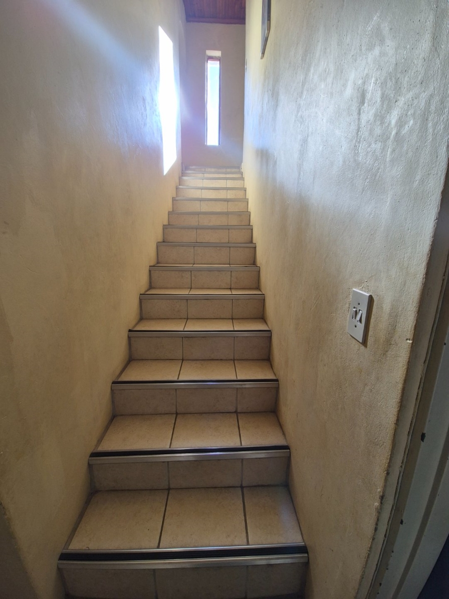5 Bedroom Property for Sale in Motherwell Eastern Cape